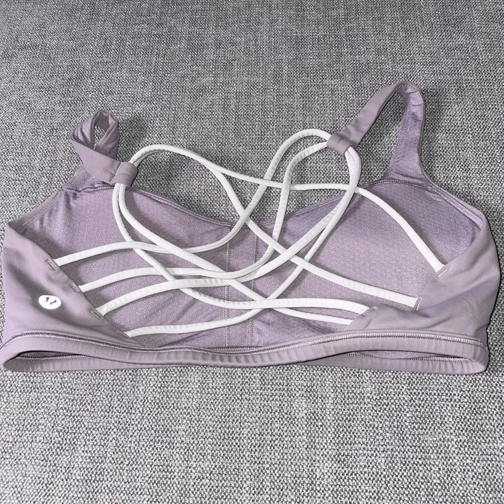 Lululemon Free To Be Sports Bra Womens 8 Purple Ribbed Yoga Crisscross Straps - Picture 3 of 8